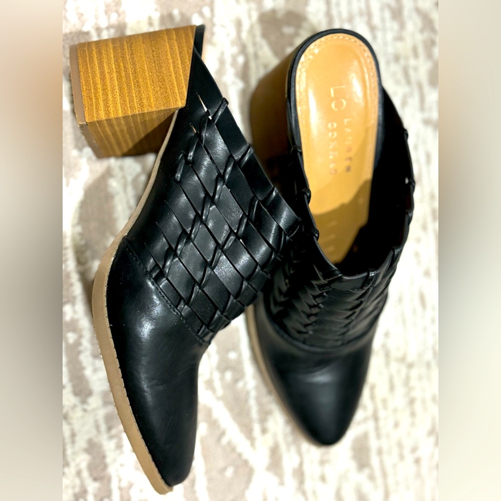 Lauren Conrad Black Mules.  Sz. 8